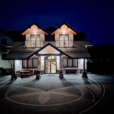 Bed and Breakfast Perla Pienin 3*